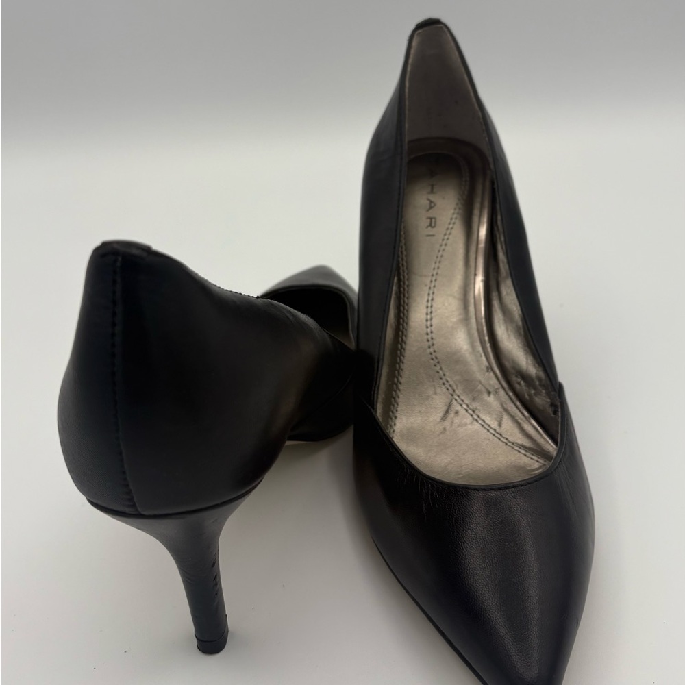 Tahari Elegant Black Heels